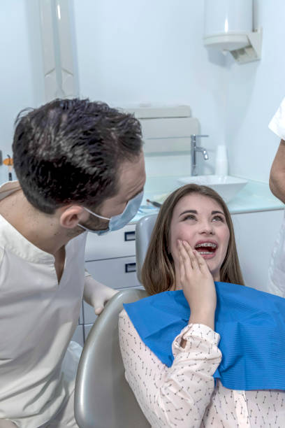 Best Tooth Infection Emergency Dentist  in Mathis, TX